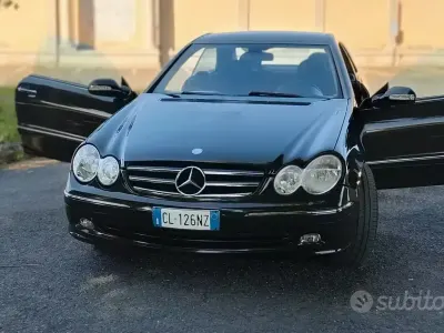 Occasion Mercedes CLK270 Avantgarde 170 ch (125 kW) 2004 Noir Coupé
