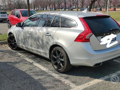 Usata Volvo V60 Ocean Race 150 CV (110 kW) 2016 Grigio Station wagon
