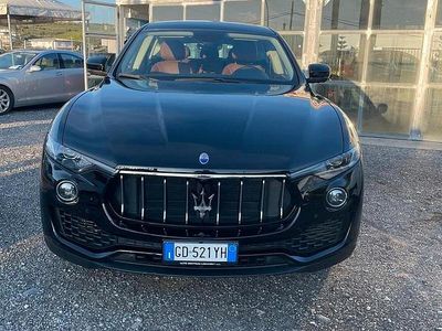 Usata Maserati Levante GranLusso 350 CV (257 kW) 2020 Nero SUV