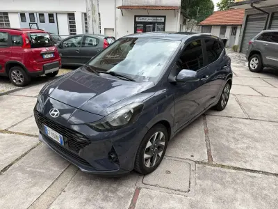 Usata Hyundai i10 Prime 67 CV (49 kW) 2024 Grigio Utilitaria