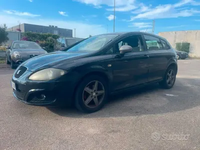 Usata Seat Leon Style 90 CV (66 kW) 2012 Nero Berlina
