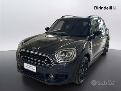 Usado Mini Countryman Hype 136 CV (100 kW) 2019 Gris SUV
