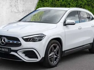 Usata Mercedes GLA200 AMG 163 CV (119 kW) 2024 Bianco SUV
