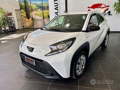 Usata Toyota Aygo X Active 72 CV (52 kW) 2024 Bianco SUV
