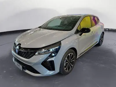Nuova Renault Clio 91 CV (66 kW) 2025 Arancione Utilitaria