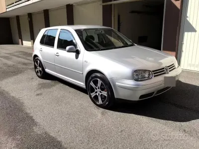 Usata VW Golf IV GTI 116 CV (85 kW) 2000 Grigio Berlina