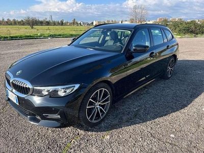 Usata BMW 320 Sport Line 190 CV (139 kW) 2020 Nero Station wagon