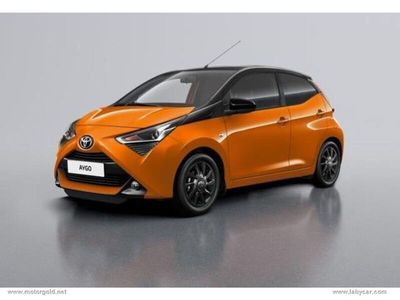 usata Toyota Aygo AygoConnect 1.0 VVT-i 72 CV 5p. x-cite