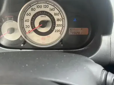 Usata Mazda 2 68 CV (50 kW) 2009 Bianco Utilitaria