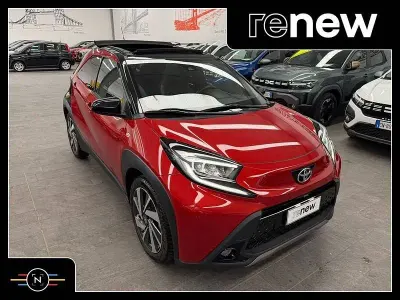 Usata Toyota Aygo X Lounge 72 CV (52 kW) 2022 Arancione SUV