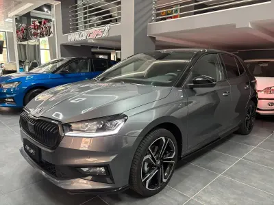 Nuova Skoda Fabia Monte Carlo 149 CV (109 kW) 2026 Grigio Utilitaria