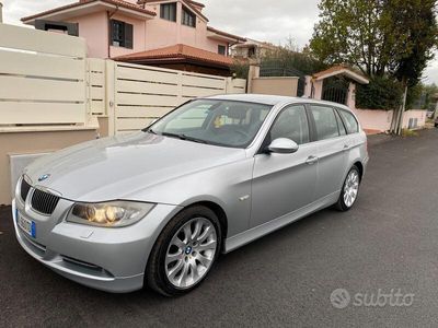 usata BMW 330 330xd cat Touring Attiva