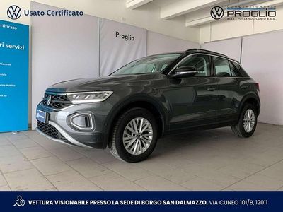 Usata VW T-Roc Life 150 CV (110 kW) 2024 Indium grey metallizzato SUV