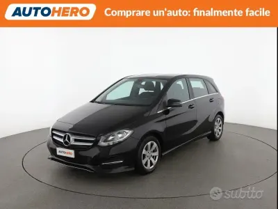 Gebraucht Mercedes B180 Executive 122 PS (89 kW) 2018 Schwarz Van / Kleinbus