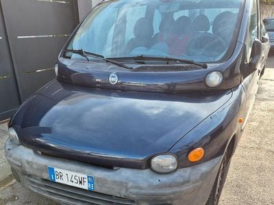 Usata Fiat Multipla 103 CV (75 kW) 2001 Blu/azzurro Monovolume