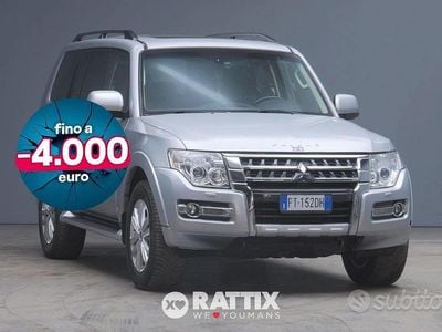Usata Mitsubishi Pajero Instyle 190 CV (139 kW) 2018 Grigio SUV