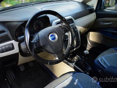 Usata Fiat Grande Punto 90 CV (66 kW) 2007 Blu Utilitaria