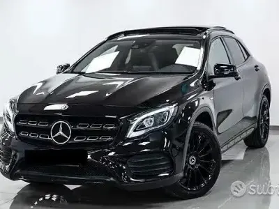 Usata Mercedes GLA200 Premium 136 CV (100 kW) 2019 Nero SUV