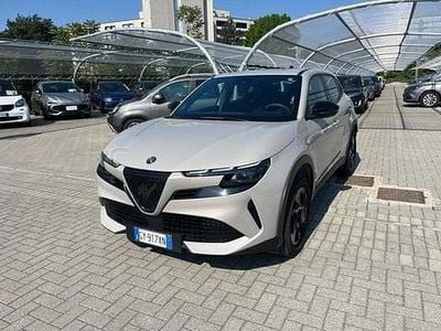 Usata Alfa Romeo Junior 145 CV (106 kW) 2025 Bianco SUV