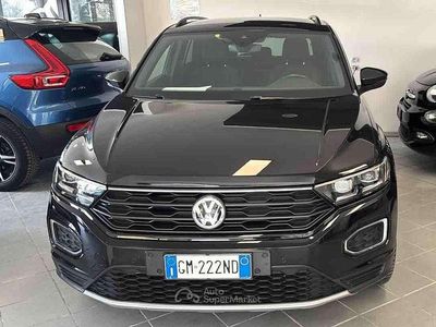 Usata VW T-Roc Advance 116 CV (85 kW) 2020 Nero SUV