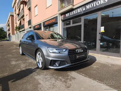 Usata Audi A4 S-Line 190 CV (139 kW) 2019 Grigio Station wagon