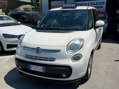 Usata Fiat 500L Living 120 CV (88 kW) 2016 Bianco Monovolume