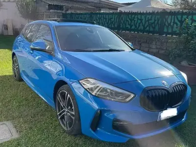 Usata BMW 120 M Sport 190 CV (139 kW) 2020 Blu Utilitaria