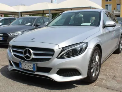 Usata Mercedes C220 Avantgarde 170 CV (125 kW) 2017 Argento Station wagon
