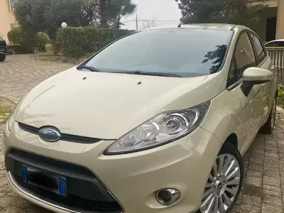 Usata Ford Fiesta 82 CV (60 kW) 2009 Utilitaria