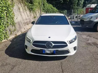 Usata Mercedes A180 136 CV (100 kW) 2018 Berlina