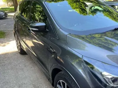Usata Ford Kuga ST-Line 120 CV (88 kW) 2019 Grigio SUV