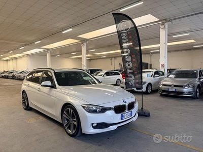 Usata BMW 318 Sport Line 143 CV (105 kW) 2013 Bianco Station wagon