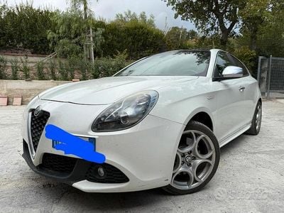 Usata Alfa Romeo Giulietta 140 CV (102 kW) 2012 Utilitaria