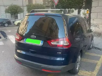 Usata Ford Galaxy 140 CV (102 kW) 2008 Bluazzurro Monovolume