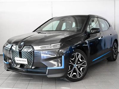 Usata BMW iX Comfort Edition 239 kW (326 CV) 2021 Sophisto grey metal SUV