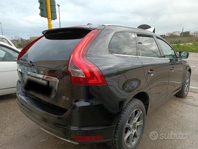 Usata Volvo XC60 Ocean Race 190 CV (139 kW) 2015 Nero SUV