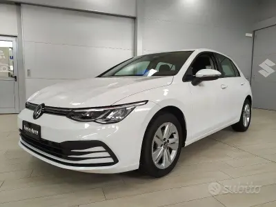 Occasion VW Golf VII Life 116 ch (85 kW) 2021 Blanc Citadine