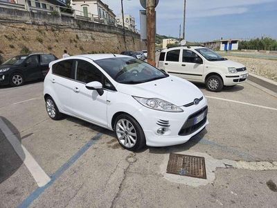 Usata Ford Fiesta Titanium 82 CV (60 kW) 2011 Berlina
