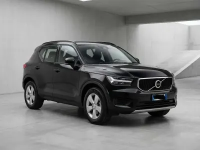 Usata Volvo XC40 Core 129 CV (94 kW) 2022 Nero SUV