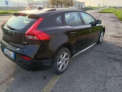 Occasion Volvo V40 CC Kinetic 114 ch (83 kW) 2015 Noir Break