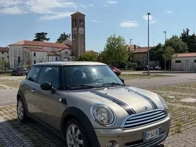 Usata Mini ONE Chili 95 CV (69 kW) 2008 Giallo Utilitaria