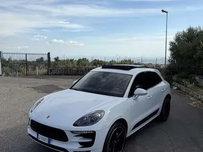 Gebraucht Porsche Macan 250 PS (183 kW) 2018 SUV