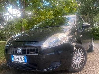 Usata Fiat Grande Punto 75 CV (55 kW) 2007 Nero Utilitaria