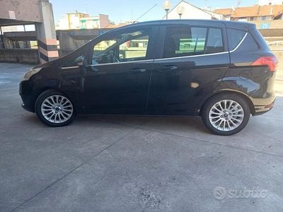 Usata Ford B-MAX 100 CV (73 kW) 2012 Marrone Monovolume