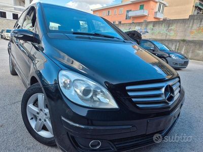 usata Mercedes B200 CLASSEDIESEL NUOVISSIMA 2009