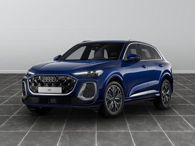 Nuova Audi Q5 Business 204 CV (150 kW) 2025 Blu navarra metallizzato SUV