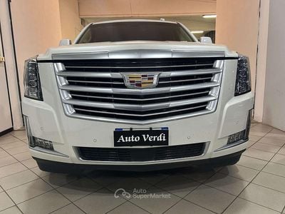Usata Cadillac Escalade 426 CV (313 kW) 2017 Bianco Station wagon