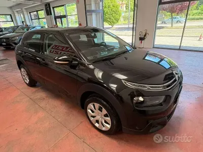 Usata Citroën C4 Cactus 102 CV (75 kW) 2020 Nero Utilitaria