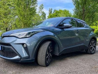 Second-hand Toyota C-HR Comfort 152 CP (111 kW) 2020 Gri SUV
