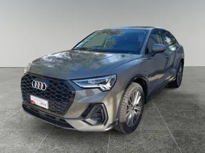 Usata Audi Q3 Business Plus 245 CV (180 kW) 2023 Grigio chronos metallizzato SUV